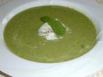 Green Pea Soup with Mint Gelato