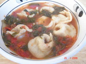 Quick & Easy Tortellini Soup With Spinach and Tomatoes