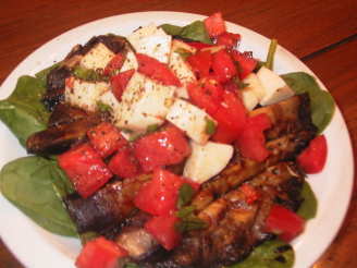 Grilled Portabella and Spinach Salad
