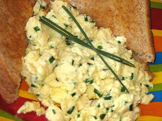 Scrambled Eggs With Chives and Asiago