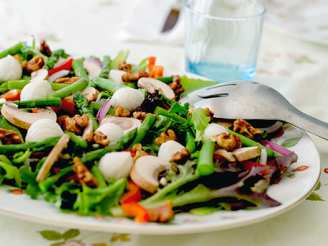 Fresh Mozzarella and Walnut Green Salad