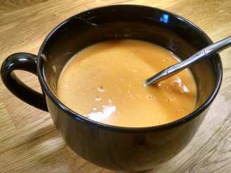 Lauren's Fresh Tomato Soup With Mild Red Chile