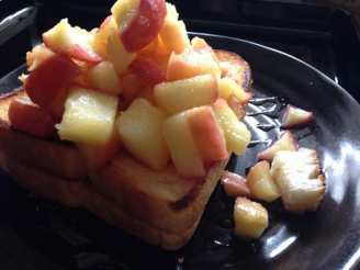 Apple Pie Honey Toast