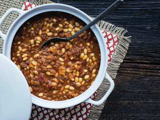 Comfy Slow-Cooker Baked Beans