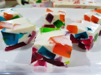STAINED GLASS CHEESECAKE SQUARES