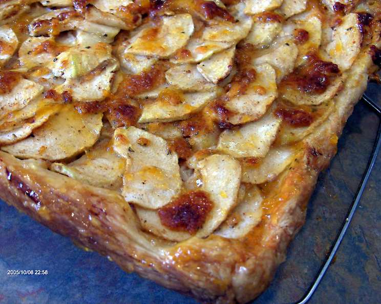 Cheddar Crust Apple Tart Recipe - Food.com