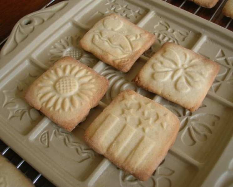 Cookie Dough Molds : cookie tray