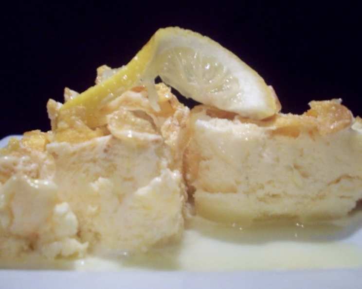 Slow cooker lemon crunch cake - Eazy Peazy Desserts