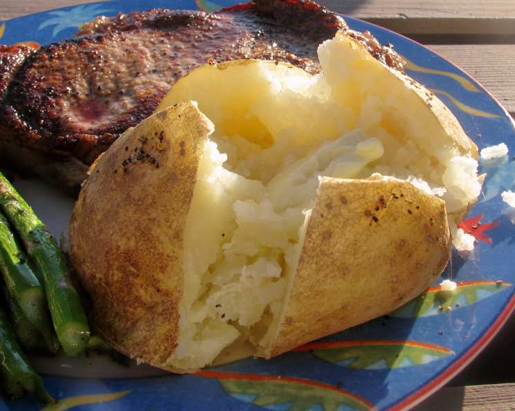 Best Method for Making the Best Baked Potato - Foodie With Family