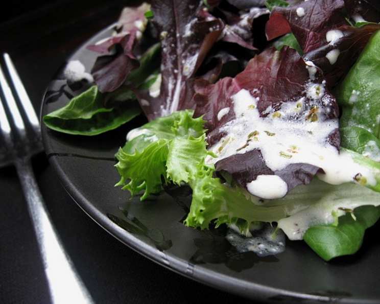Mixed Baby Greens with Balsamic Vinaigrette Recipe 