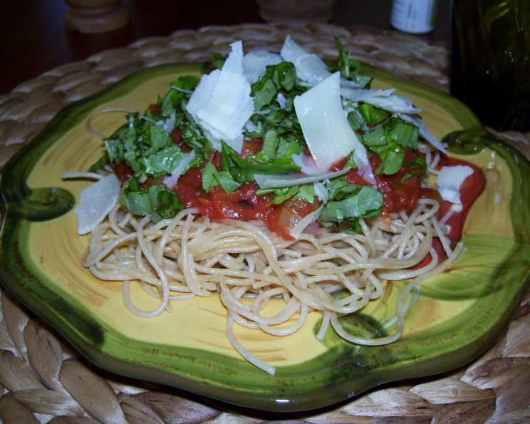 Audrey Hepburn's Favorite Spaghetti Al Pomodoro Recipe 
