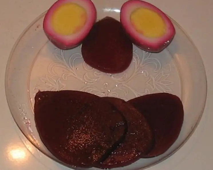 Pennsylvania Dutch Red Beet Eggs and Pickled Beets
