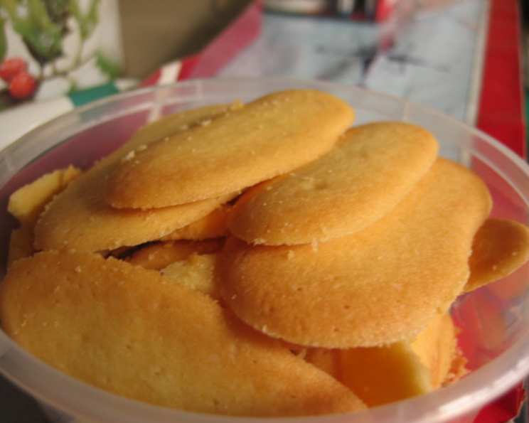 Filipino Lengua de Gato Recipe - The Unlikely Baker®