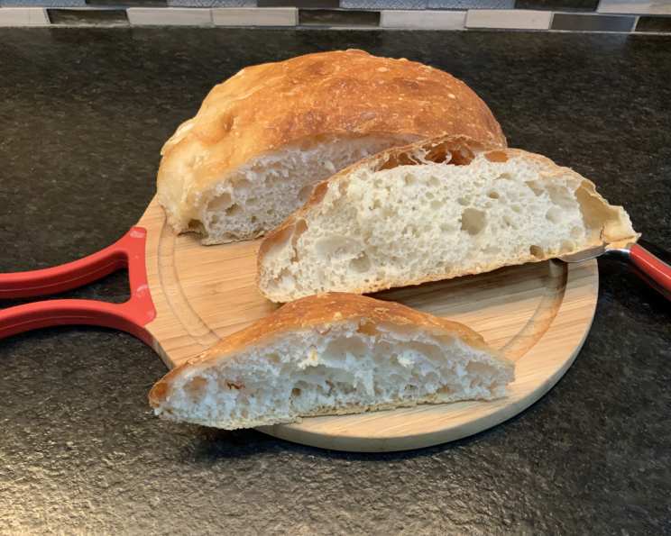 Easy No Knead Dutch Oven Bread