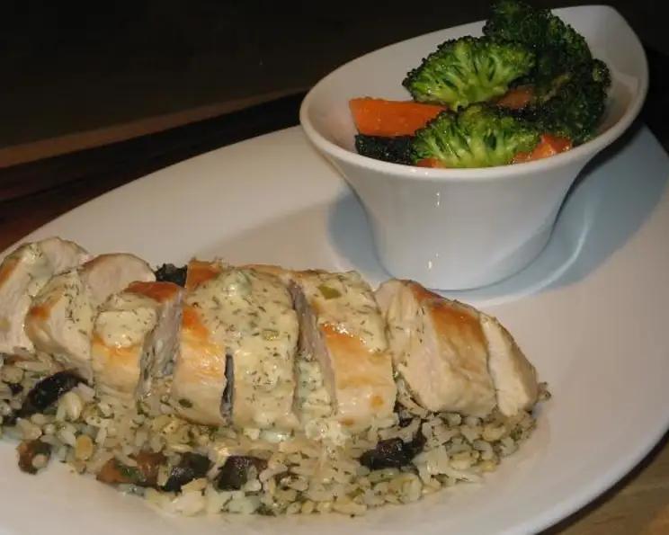 Creamy Horseradish Chicken (Chicken with Horseradish Sauce)