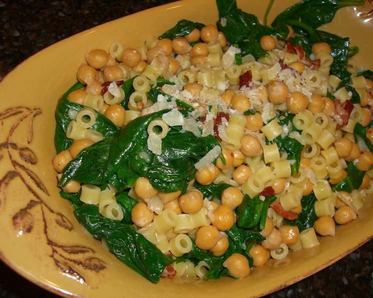 Pasta With Spinach, Chickpeas, and Bacon Recipe - Chef's Resource Recipes