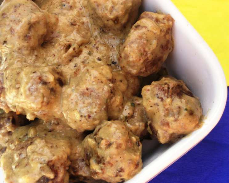 Slow Cooker Gluten Free Swedish Meatballs - Mommy Hates Cooking