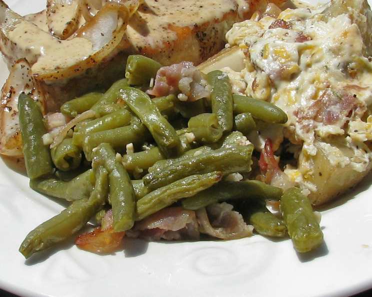 Crock Pot Green Beans with Bacon - Just 4 Ingredients!