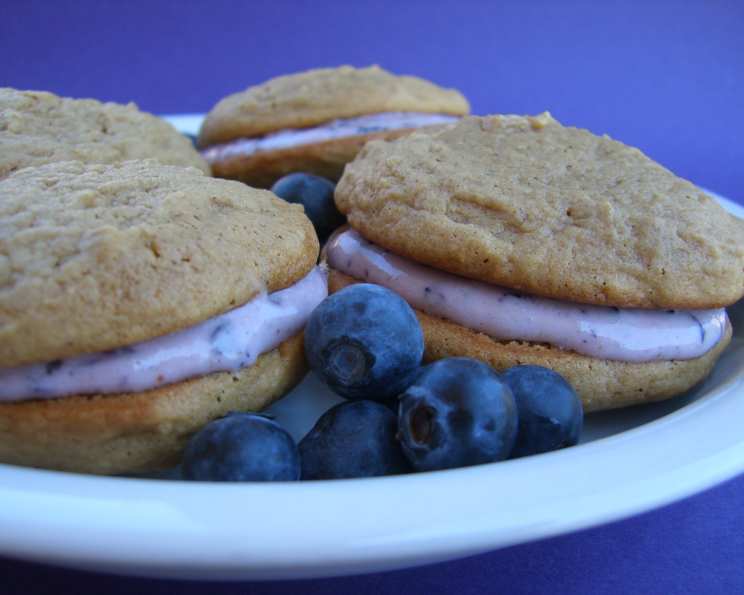 Blueberry Pancake Whoopie Pies