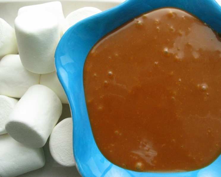 Warm Butterscotch Peanut Butter Fondue Dip Recipe
