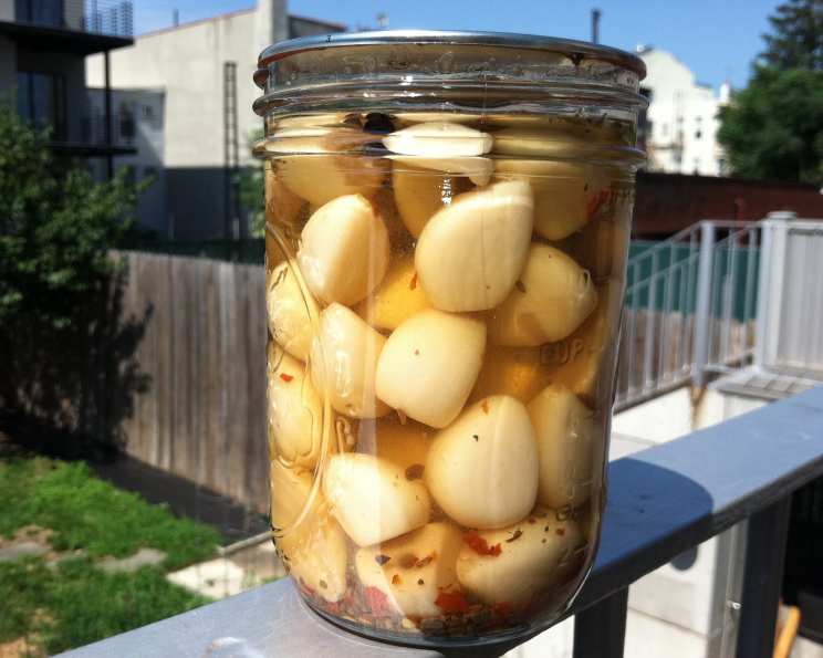 Garlic in pickling recipes