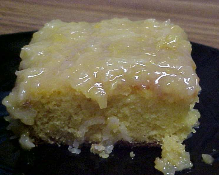 7-UP Pound Cake with Lemon-Lime Glaze | NancyC