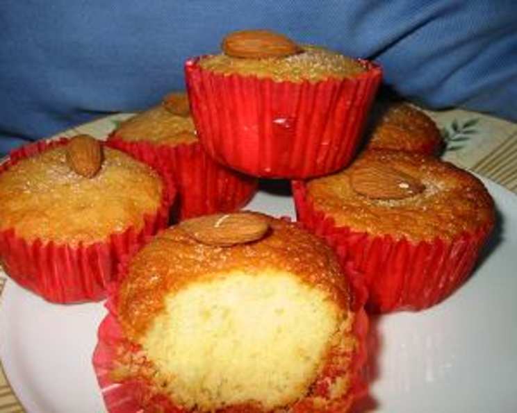 Honey Sponge Cupcakes Recipe - Food.com