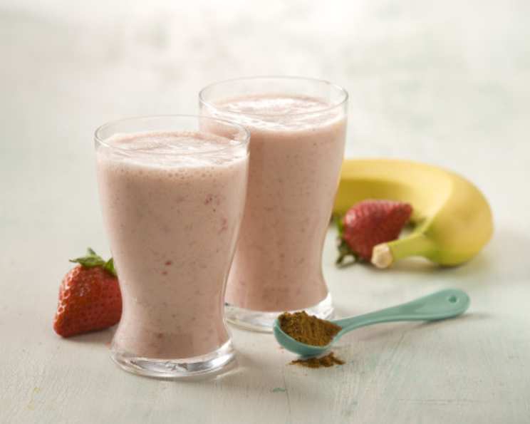 strawberry smoothie with coconut water food image