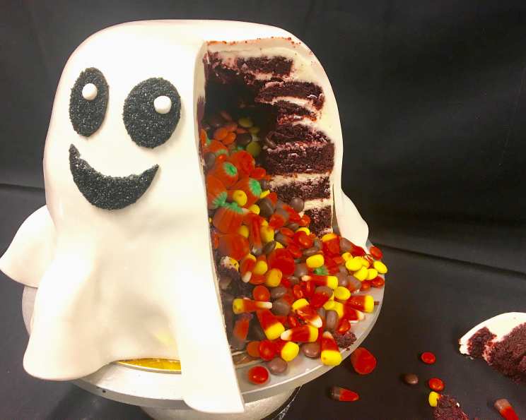 Cute Halloween Ghost Cake Tutorial - Cakes by Lynz