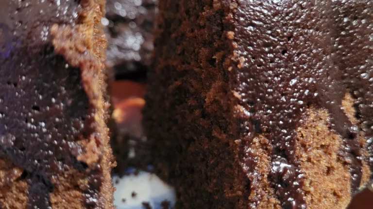 Flourless chocolate rum cake - FLOURS & FROSTINGS