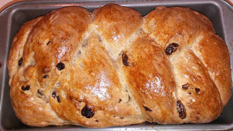 Mimi's Cinnamon Raisin Challah Bread — Caramelized