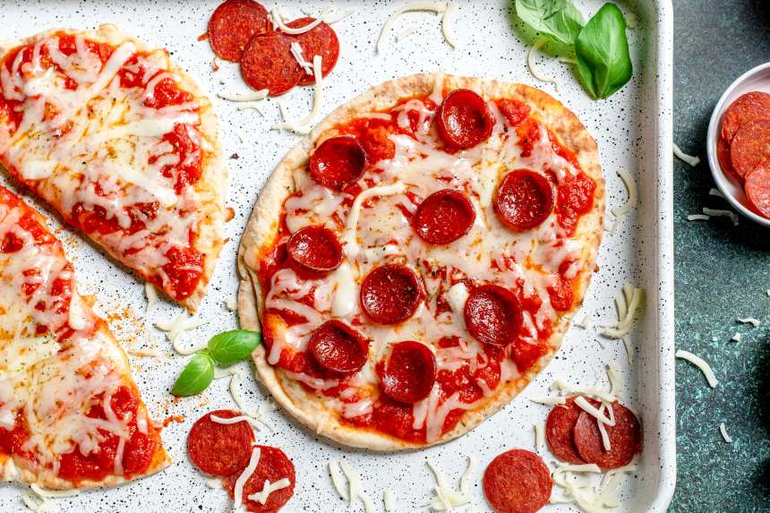 Kid's Make & Take Pita Pizzas Recipe