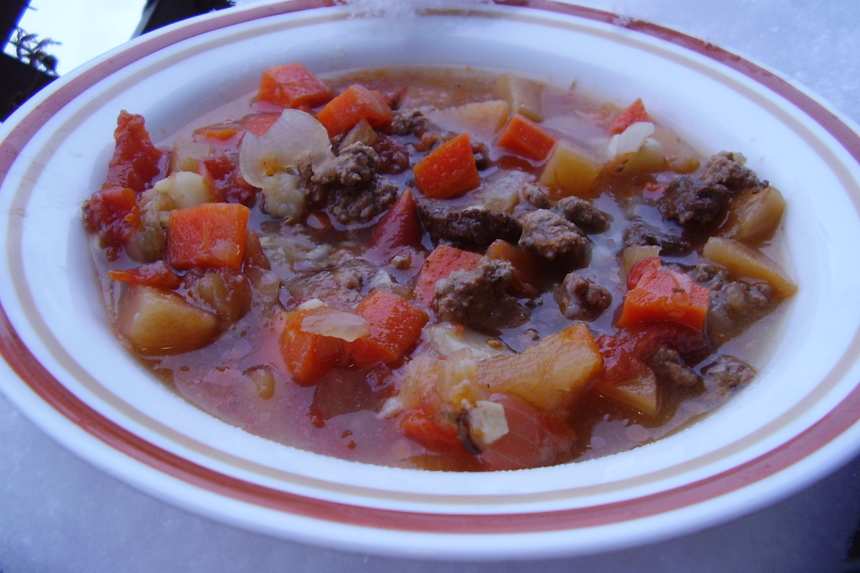 Crock-Pot Mexican Beef & Veggie Soup - Crock-Pot Ladies