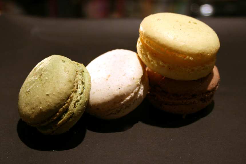 Macarons Aux Amandes (French Almond Macaroons) Recipe - Food.com