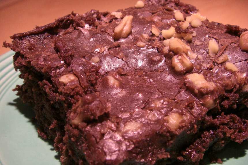 Healthier Chocolate Walnut Brownies | Basic Recipe - Kidspot