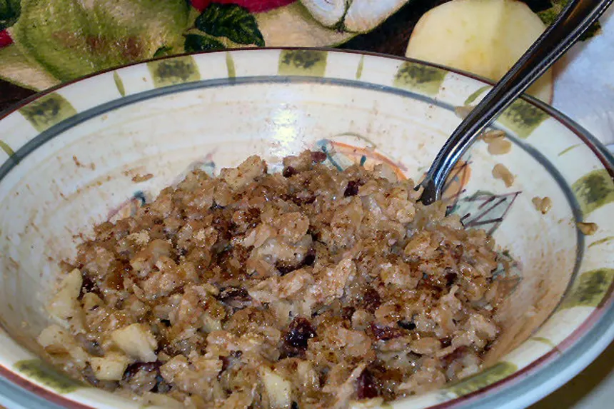 Healthy Apple Cinnamon Oatmeal Recipe - Food.com