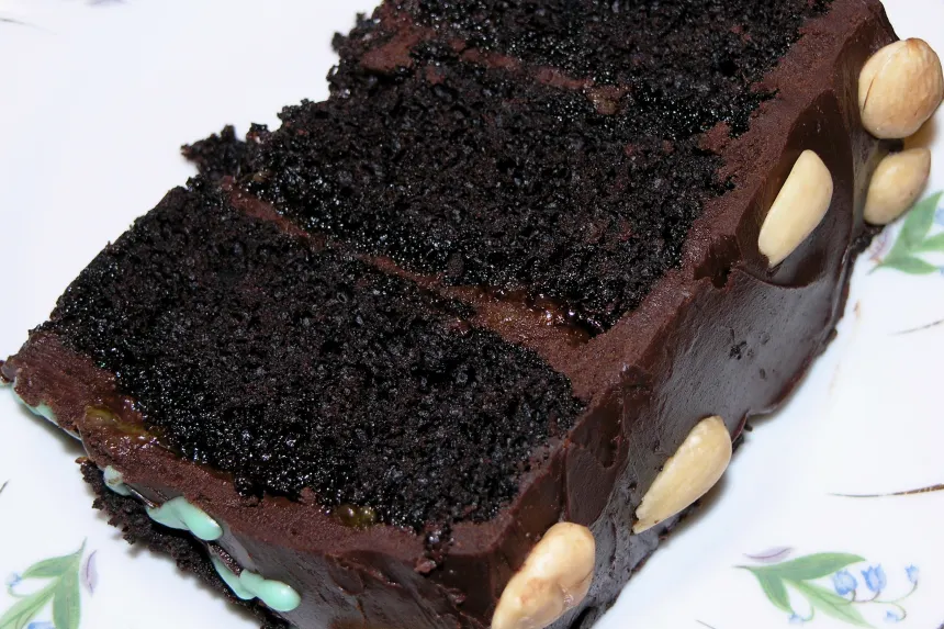 Raspberry Chocolate Layer Cake for Two - Buckets of Yum