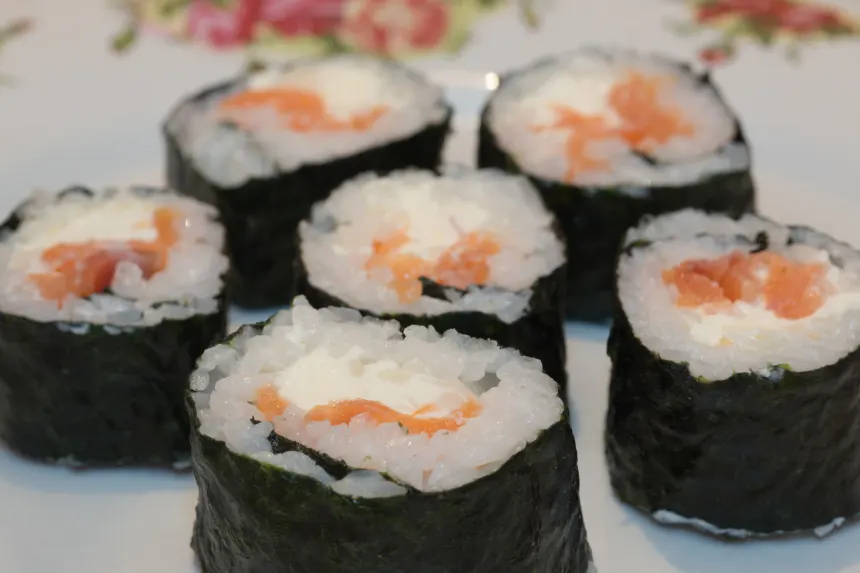 How to Use Cream Cheese in Sushi