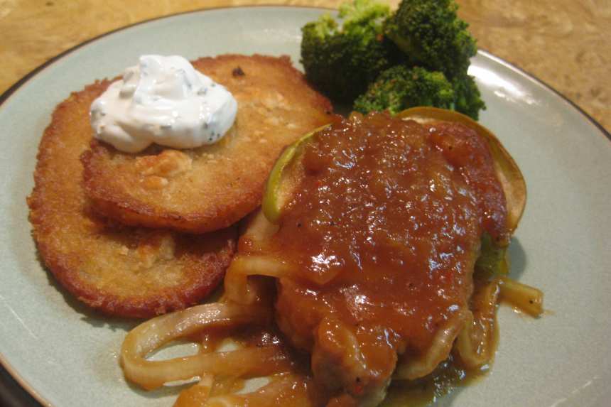 Baked Pork Chops & Apple Gravy Recipe