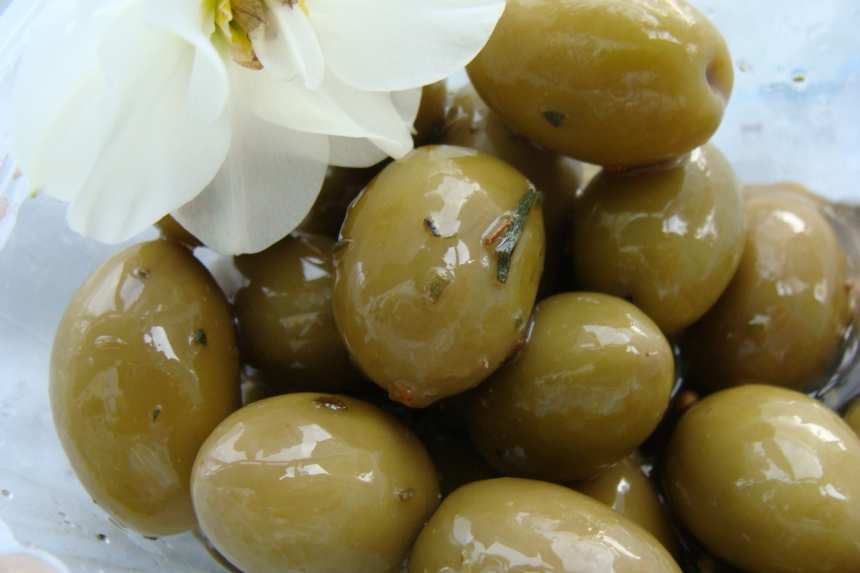 Half-ripe olives - Kyneton Olives, Great pickled and marina…