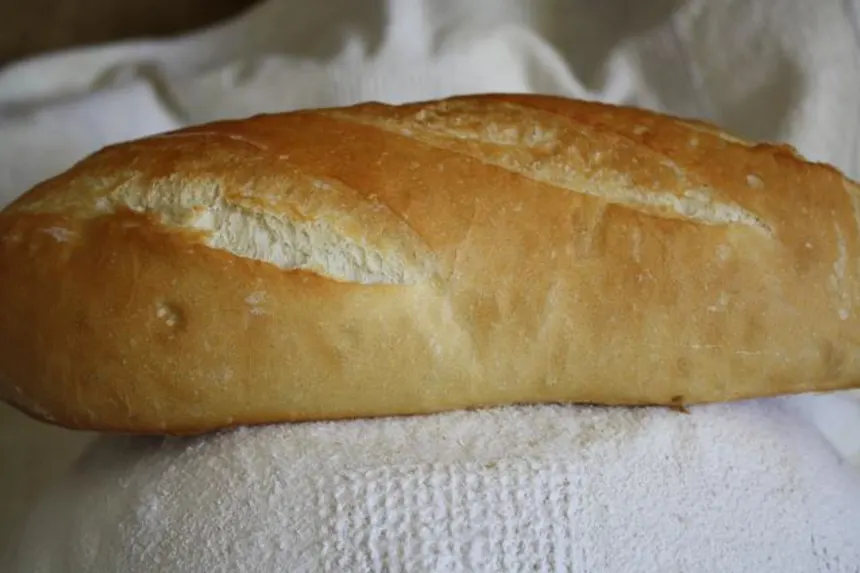 Baguette - Traditional French Bread Recipe