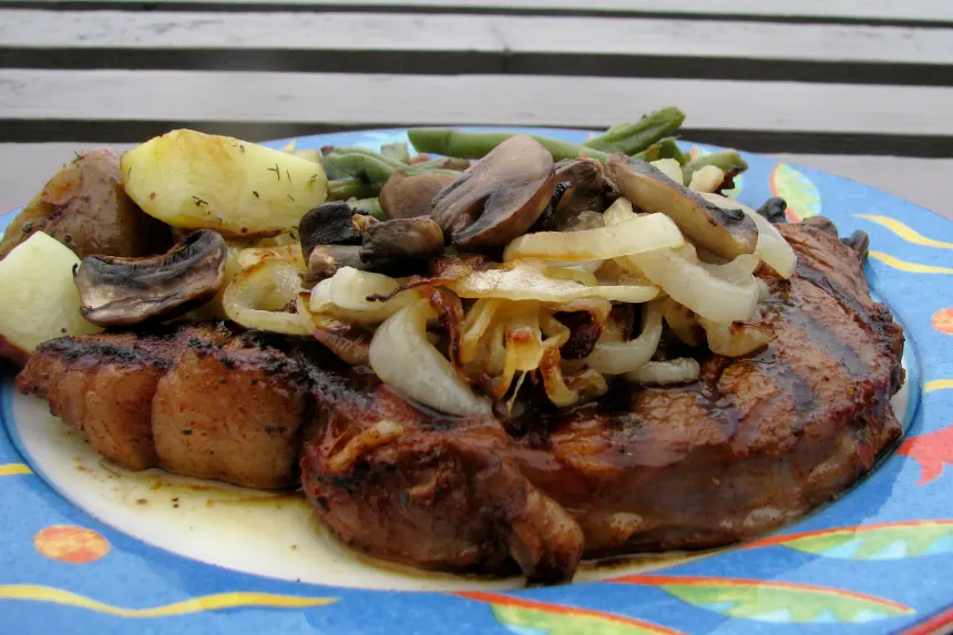 Bourbon Street Rib-Eye Steak Recipe