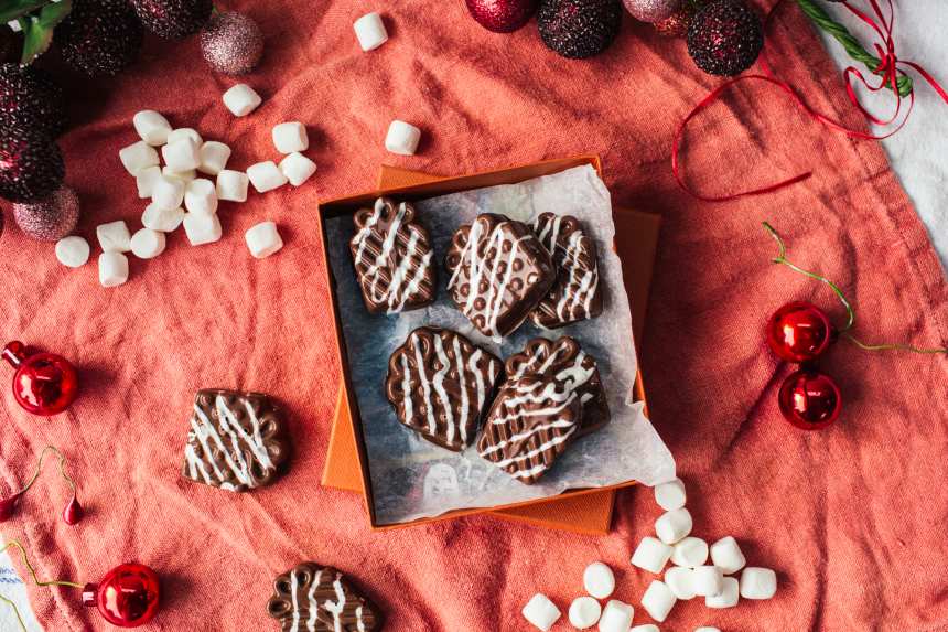 photo by Izy Hossack