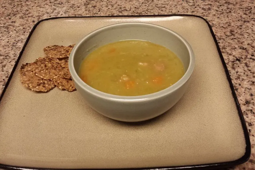 Instant Pot Creamy Split Pea Soup - Happy Foods Tube