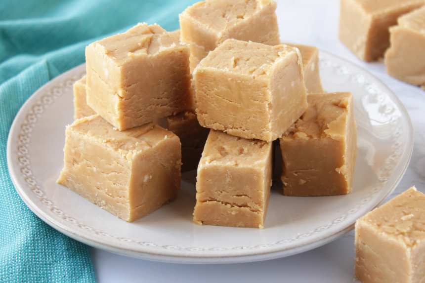 Creamy Peanut Butter Fudge Recipe