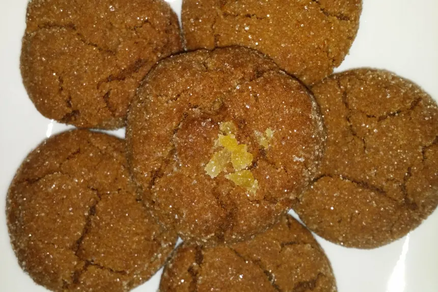 Soft Gingersnap Cookies Recipe