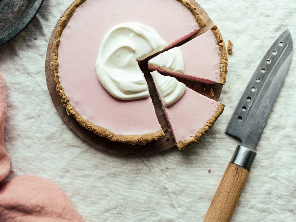 photo by Izy Hossack