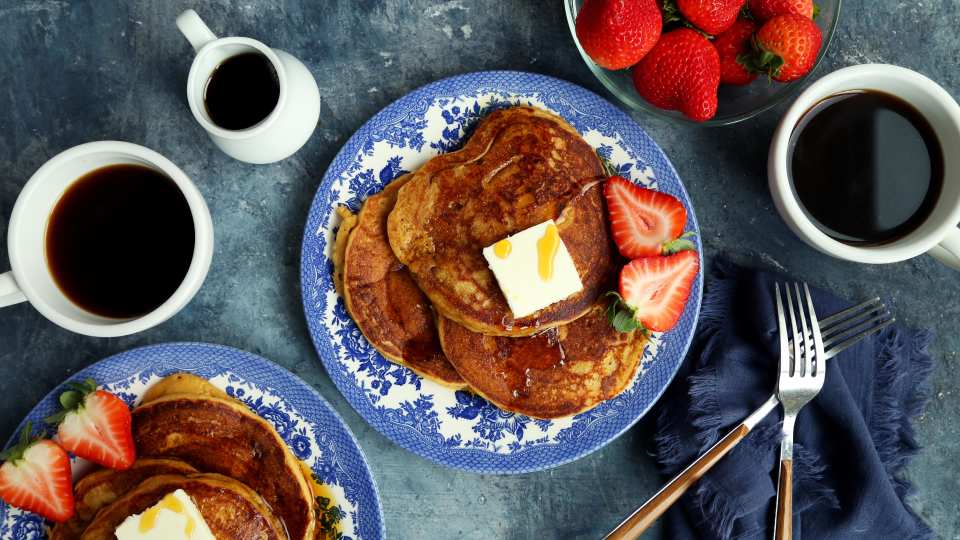 Cornmeal-Molasses Pancakes