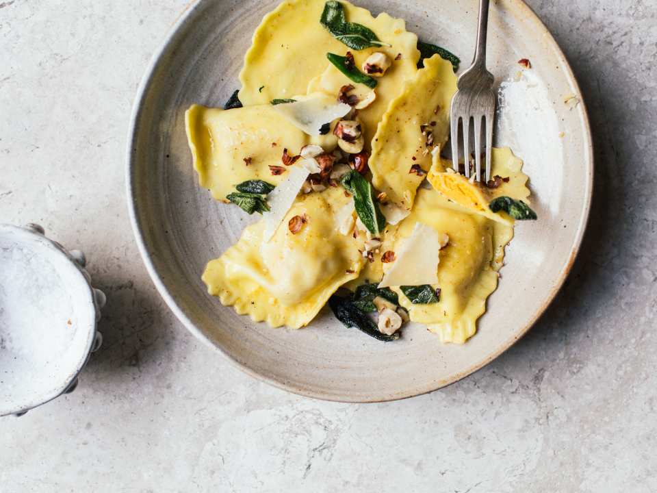 photo by Izy Hossack