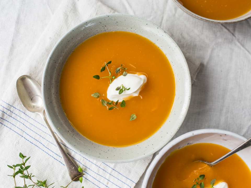 photo by Izy Hossack